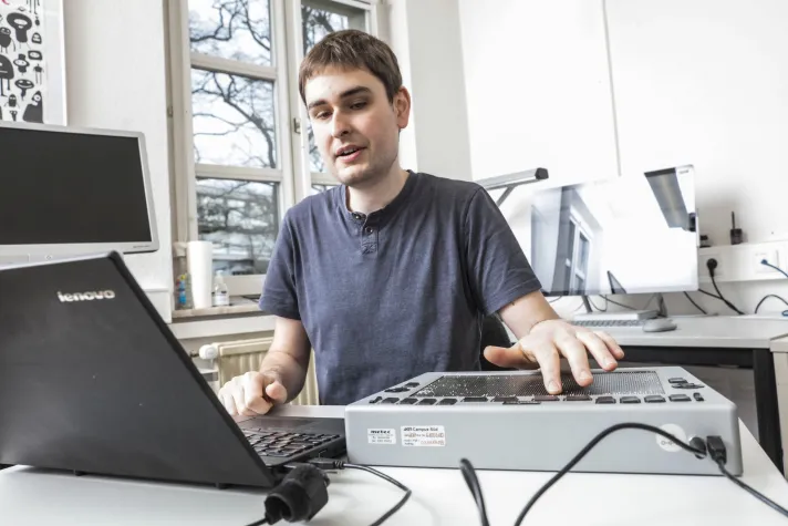 Bild: KI-Plattform für sehbeeinträchtigte Studierende