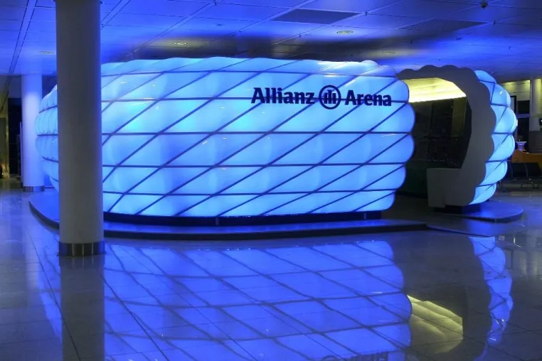 Bild: ART LIFE verkleinert Allianz Arena