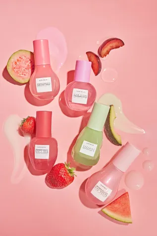 Bild: Das kleine Seren 1x1 von Glow Recipe!