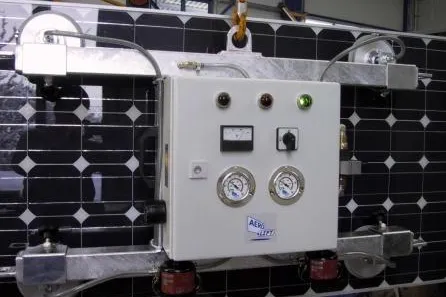 Bild: Mit AERO-LIFT der Sonne entgegen – Vakuumhebegeräte für den Markt der regenerativen Energien