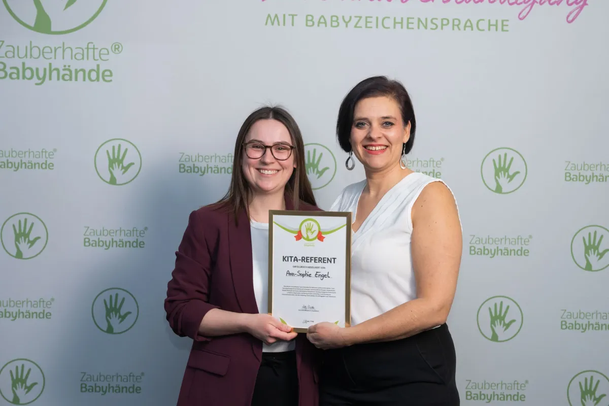Ann-Sophie Engel (l.) startet Fortbildungen in Nürnberg nach dem Konzept vom Kelly Malottke (r.) (© Justin Bockey)