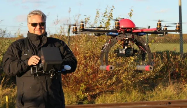 Bild: Der Winter verabschiedet sich, das „Fliegenden Stativ“ macht sich startklar.