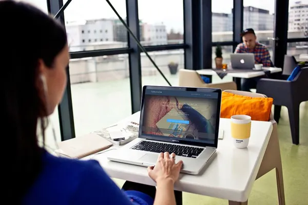 Bild: tabcircle und MeinHotspot machen jeden WLAN-Hotspot zum digitalen Kiosk