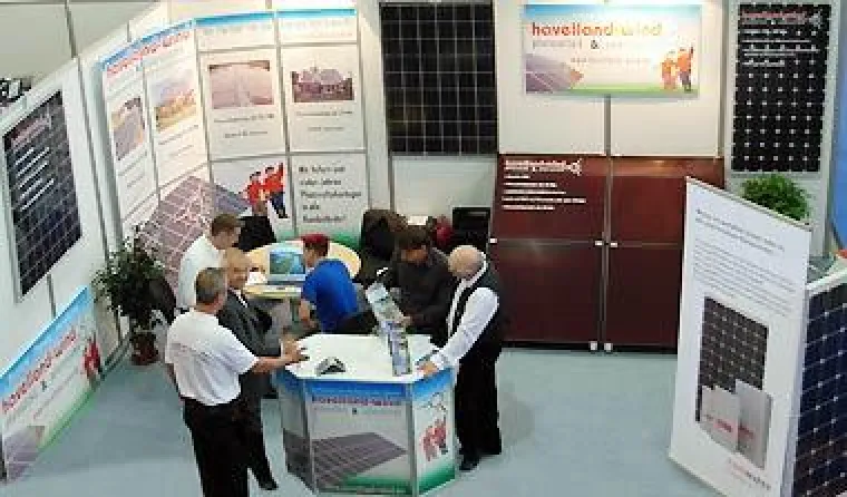 Bild: Die Havelland-Wind GmbH präsentiert hochaktuelles Photovoltaik- Know how