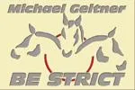Bild: Pferdetrainer Michael Geitner speckt Pferde ab