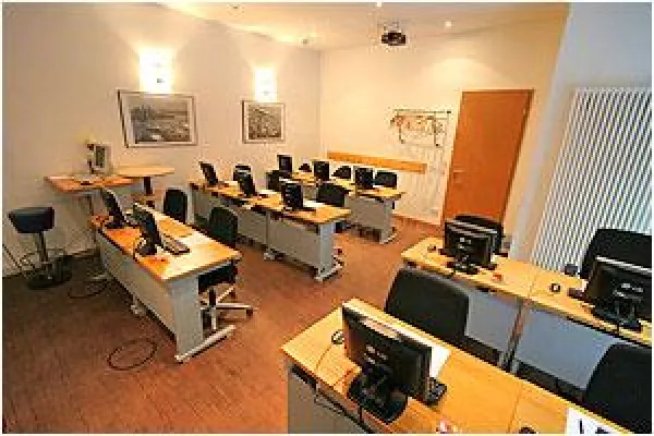 Bild: Sommer für die Fortbildung nutzen - EDV-Schulungen und Kurse in Berlin