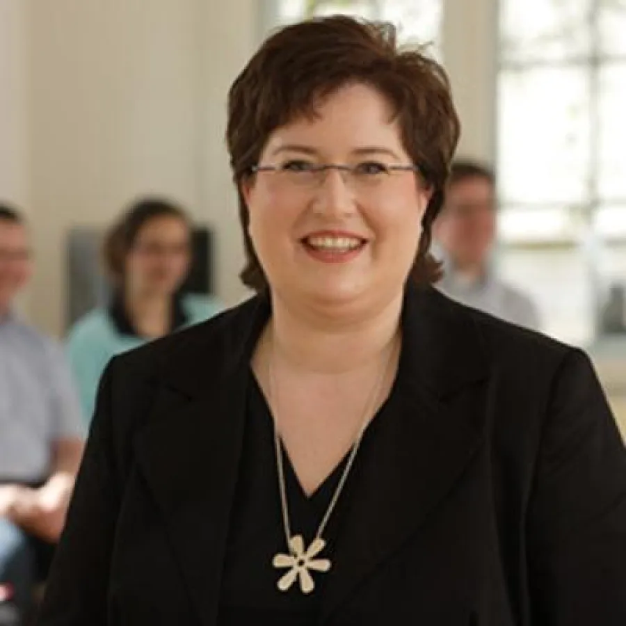 Sandra Dirks - Firma: apprenti - qualifiziert den Handel