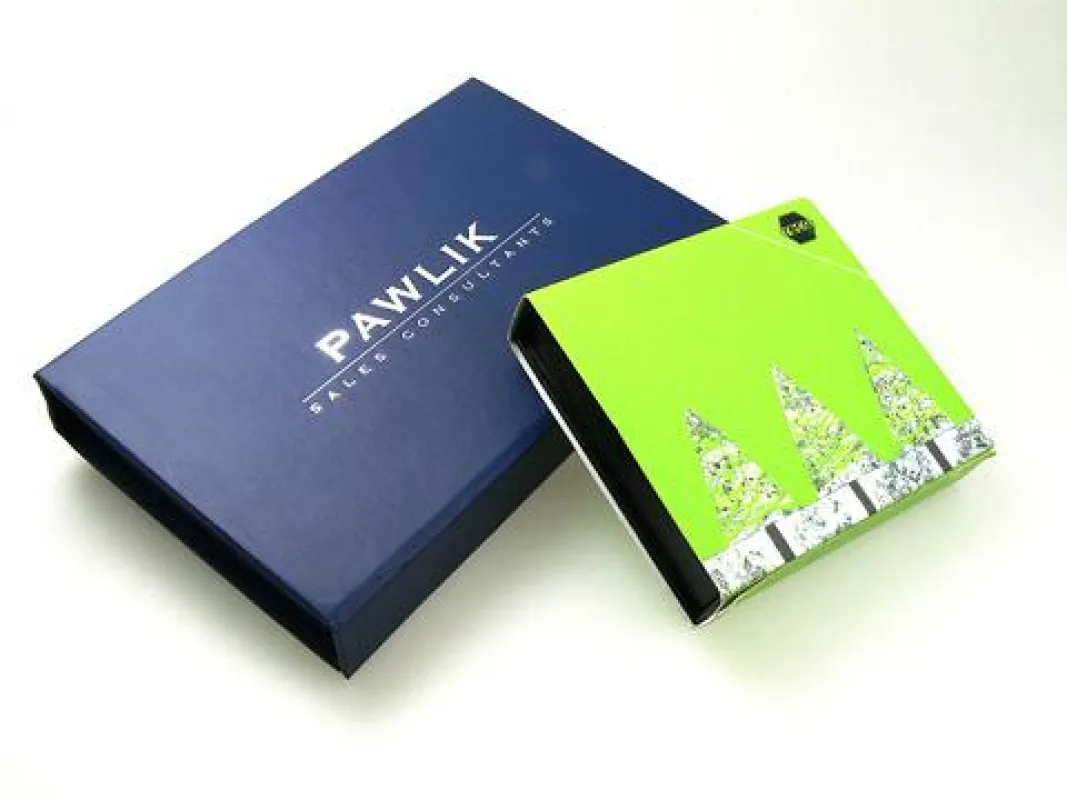 Individuelle Produktverpackungen mit eigenem Logo und in Firmenfarbe