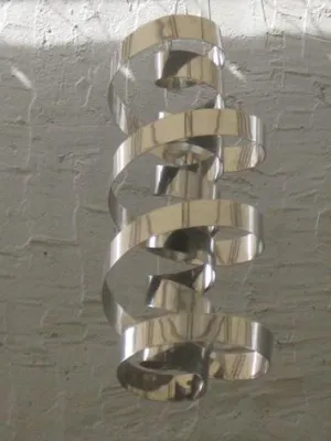 DoppelHelix - Weltweit einmaliges fernbedienbares Objekt in der EXPLORA Frankfurt Bild: DoppelHelix - Weltweit einmaliges fernbedienbares Objekt in der EXPLORA Frankfurt