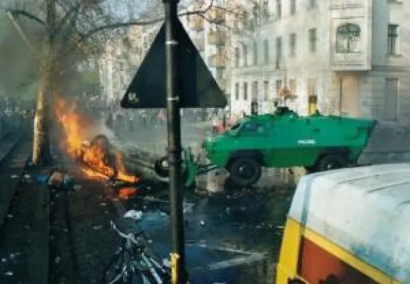 Bild: Bestseller-Autor im Interview: Das Gesamtsystem Bundesrepublik ist in Gefahr