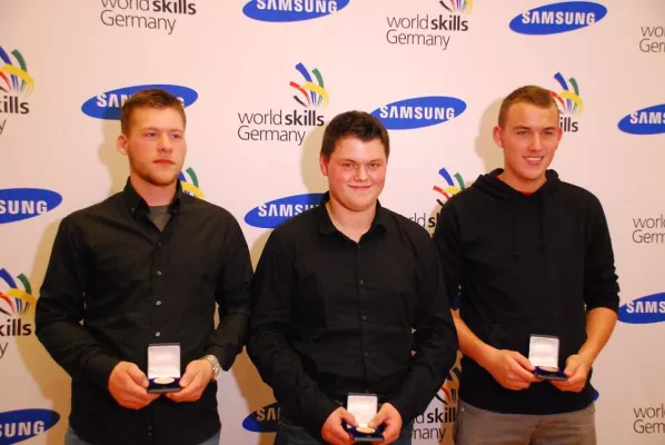 Tizian Tüchert ist Deutscher Meister bei den Stuckateuren Bild: Tizian Tüchert ist Deutscher Meister bei den Stuckateuren