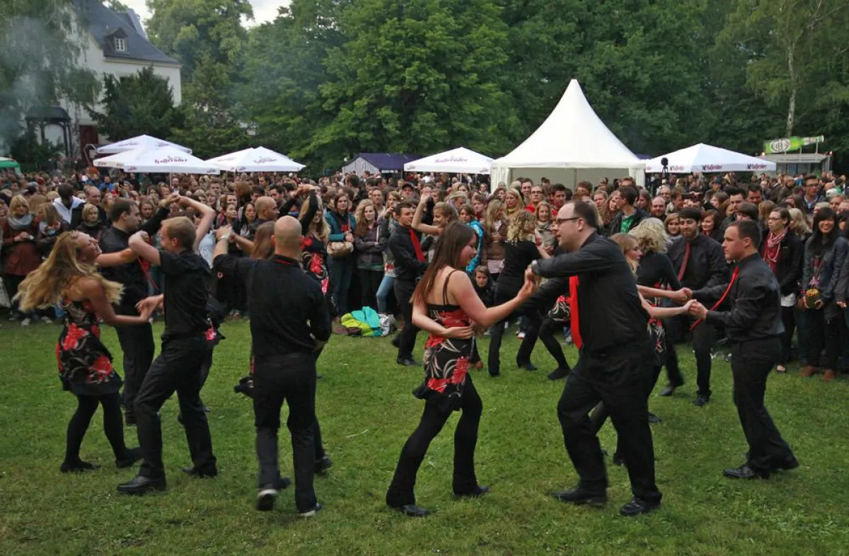 Studierende, Hochschulmitarbeiter, Anwohner und Gäste feierten gemeinsam das Campusfest 2012.