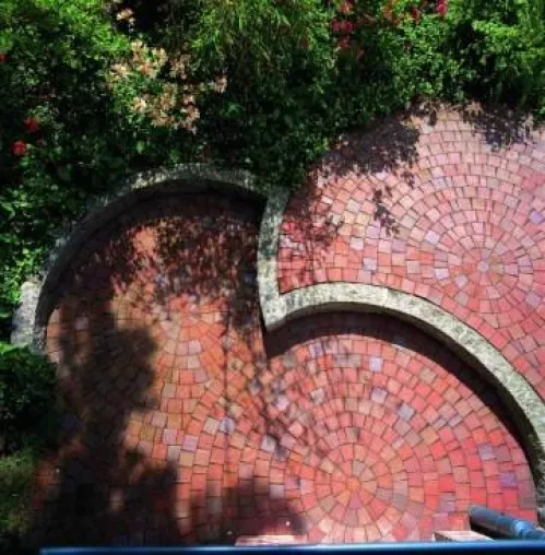 Bild: Die Terrasse – Wohlfühloase im Freien: Original-Pflasterklinker aus Ton gebrannt