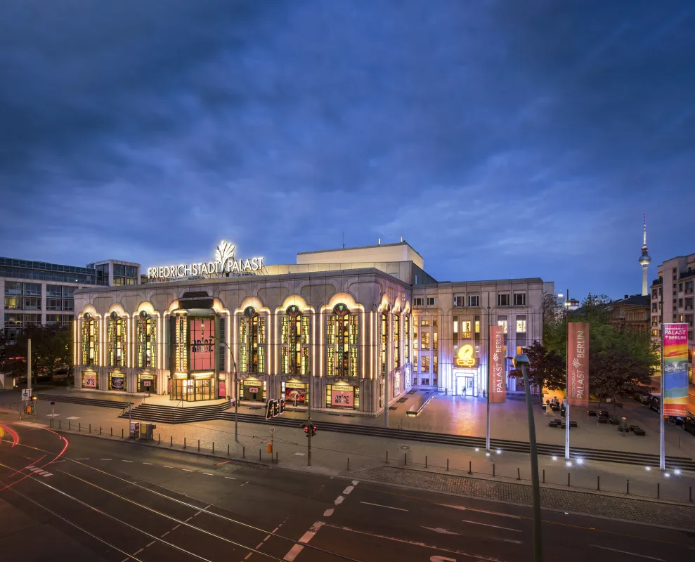 Friedrichstadt-Palast Berlin (© Bernd Brundert)
