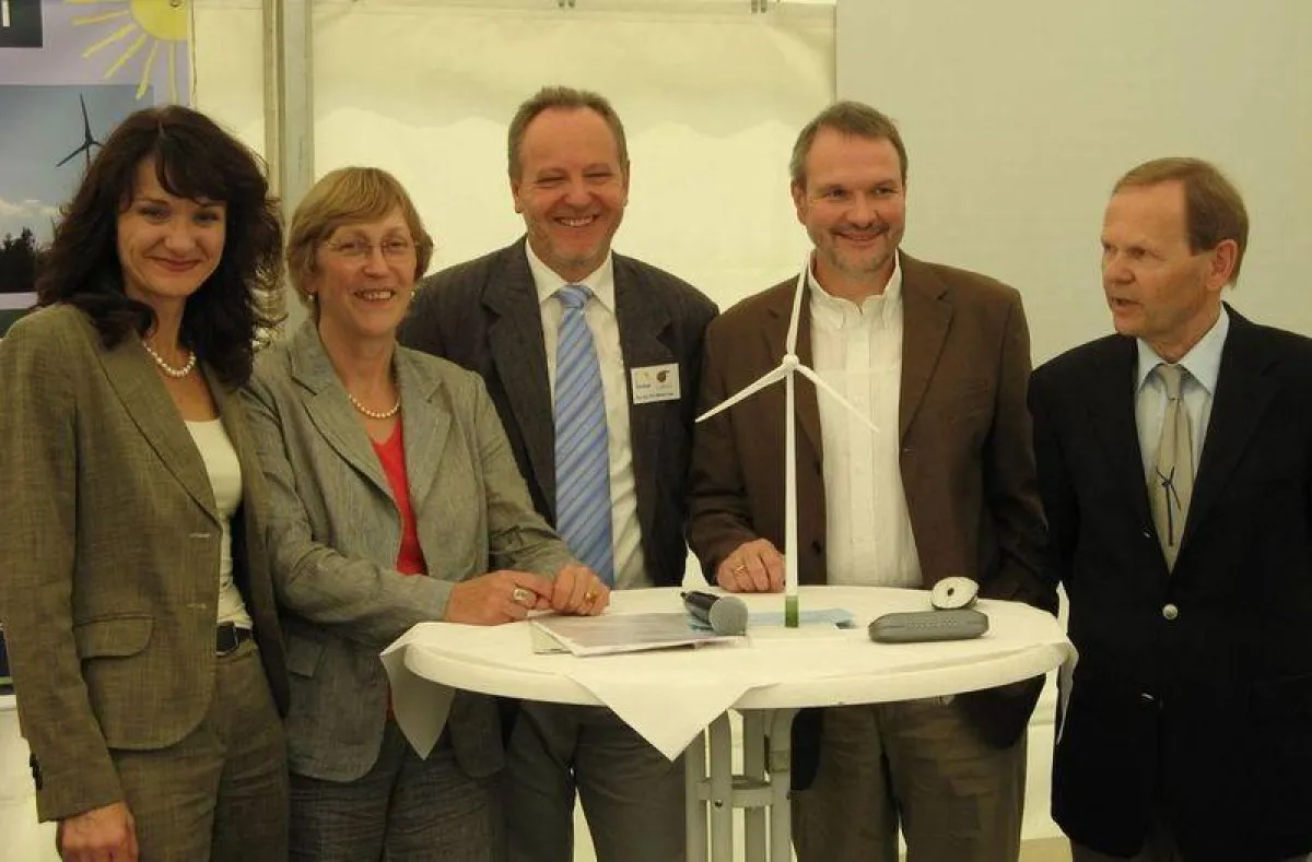 Feierstunde zum Jubiläum; vl: Staatssekretärin Jacqueline Kraege, Anke Denker (Bgm. VG Stromberg), Wilfried Haas (GEDEA), Ralf Claus (Bgm. Ingelheim), Dr. Manfred Fallen (TU Kaiserslautern)