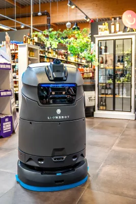 Bild: salesmotion und Lionsbot treiben neue Generation autonomer Reinigungsrobotik in den europäischen Markt