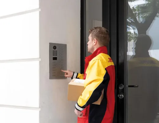 Neue DoorBird IP-Türsprechanlagen für Mehrfamilienhäuser Bild: Neue DoorBird IP-Türsprechanlagen für Mehrfamilienhäuser