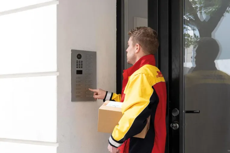 Bild: Neue DoorBird IP-Türsprechanlagen für Mehrfamilienhäuser