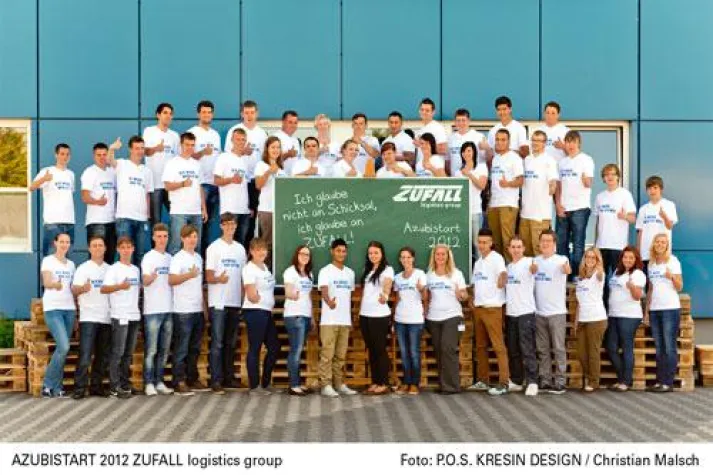 ZUFALL logistics group: Start in das Berufsleben Bild: ZUFALL logistics group: Start in das Berufsleben