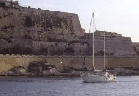 Bild: Englisch lernen an Bord  Winter-Segeltörns rund um Malta plus Sprachkurs