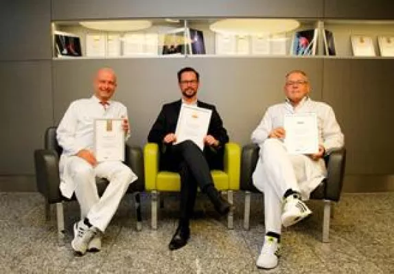 Bild: Zum wiederholten Male: Orthopädie und Neurologie ausgezeichnet