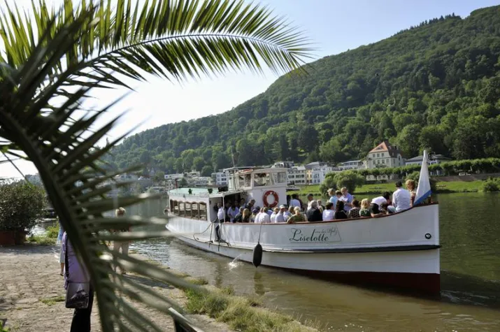 Bild: Die "Liselotte" auf dem Neckar fährt wieder