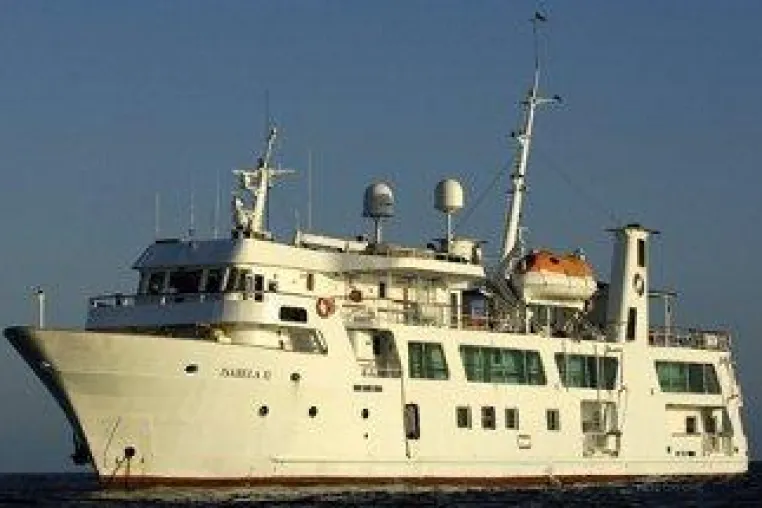 Galapagos Luxus Kreuzfahrten mit deutschsprachiger Reiseleitung Bild: Galapagos Luxus Kreuzfahrten mit deutschsprachiger Reiseleitung