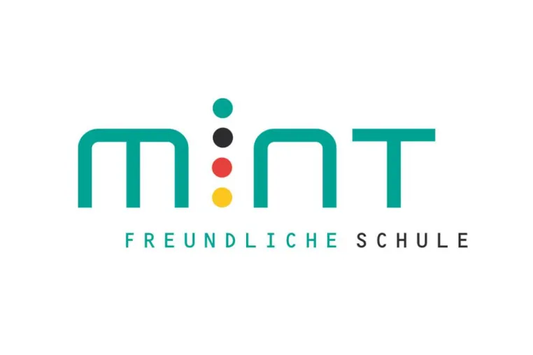 Bild: Gewusst wie. Krankenhaus und Gymnasium kooperieren für BDA-/BDI-Auszeichnung „MINT-freundliche Schule“