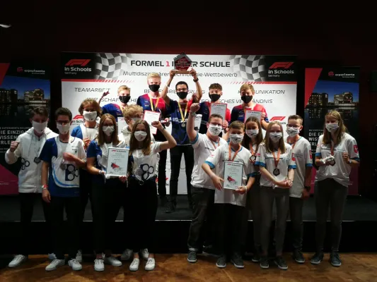 Bild: Formel 1 in der Schule: Deutscher Meister 2020 aus Bayern!