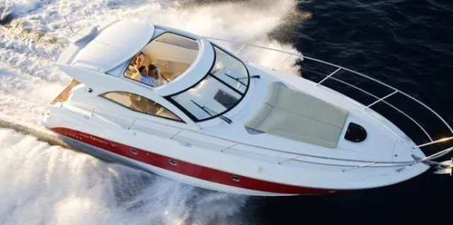 Bild: Grosse Motor- und Segelyachten Austellung für die ganze Familie