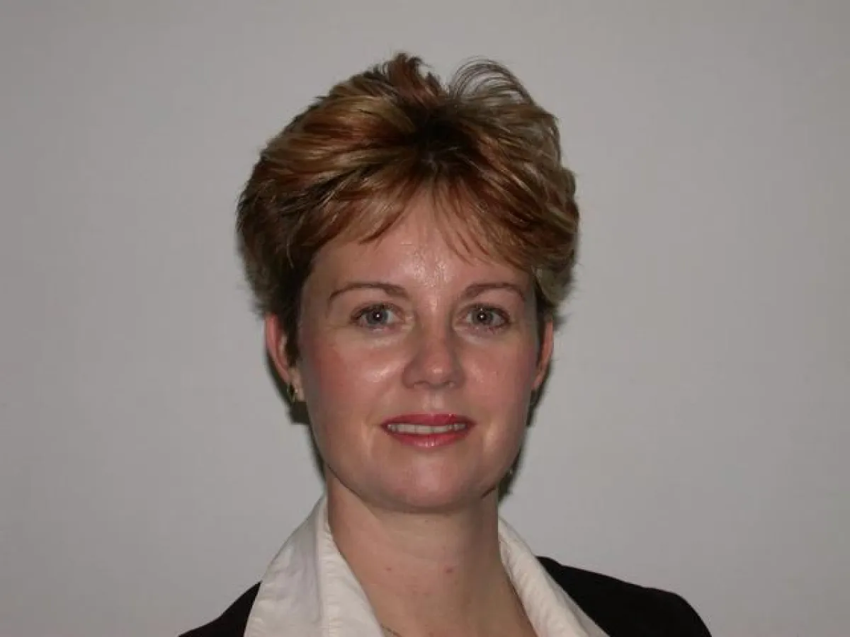 Porträt, Lynda Gibson, BRAINFORCE