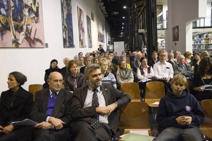 Bild: Feierliche Erweiterung der Kunststiftung Karl Oppermann an der Hochschule Harz (FH)