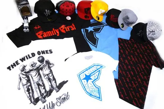 Bild: Holiday 09 Kollektionen von Famous Stars and Straps, The Wild Ones und Rogue Status – jetzt bei ALLEYOOP.de