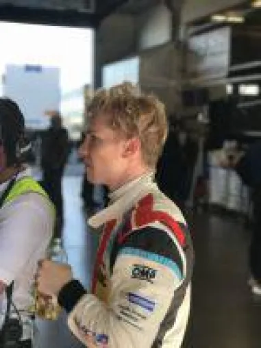 VLN Runde vier: Marek Böckmann liefert sich Nervenkrieg an der Spitze Bild: VLN Runde vier: Marek Böckmann liefert sich Nervenkrieg an der Spitze