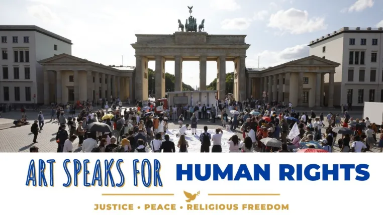 Bild: "Art Speaks for Human Rights": Berliner Kunstaktion fordert Religionsfreiheit und Rechtsstaatlichkeit