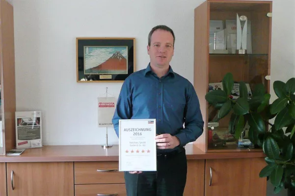 Bild: Autohaus Specht GmbH & Co. KG in Dietersheim ist eines der besten Autohäuser in Deutschland