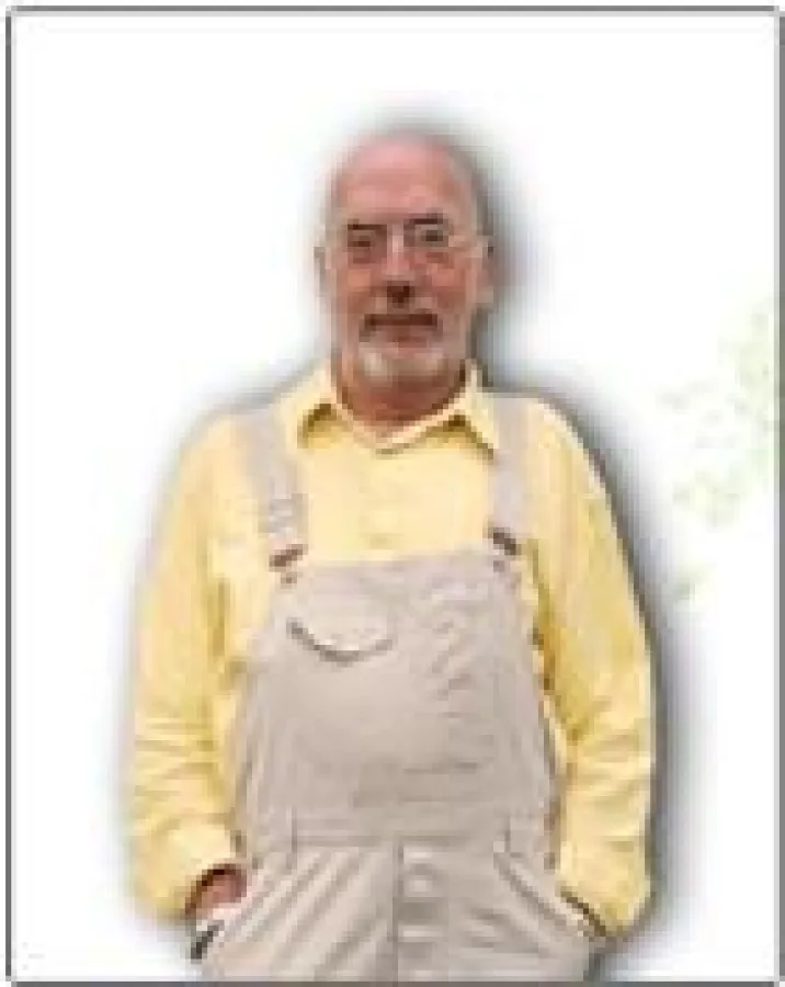 In drei Filmen stellt Peter Lustig, der Macher aus der Fernsehserie „Löwenzahn“, in bekannter Art und Weise Fragen und sorgt in verständlicher Form für eine umfassende Aufklärung zum Thema Lungenkrebs