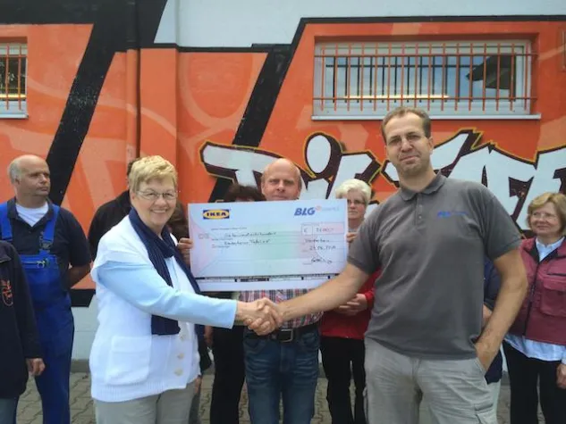 Bild: IKEA spendet 3.600€ an die Blankenhainer Tafel