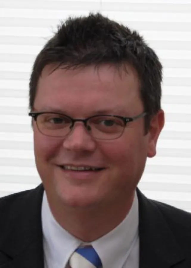 Johannes W. Steinbach, Autor & Herausgeber heilpraktiker-lernskripte.de