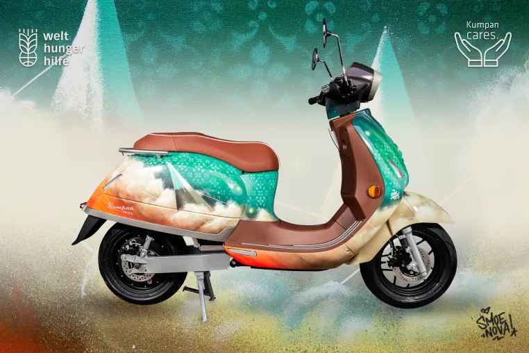 Bild: Kumpan electric sammelt für die Welthungerhilfe und verlost einzigartigen Graffiti-E-Roller! 