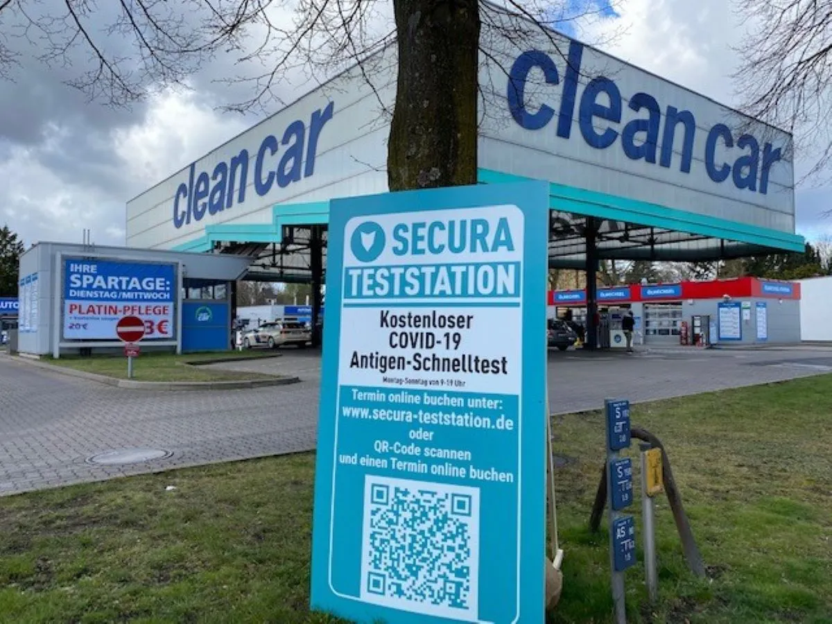 Corona Teststation an der CleanCar Niederlassung Hamburg Eimsbüttel (© CleanCar)