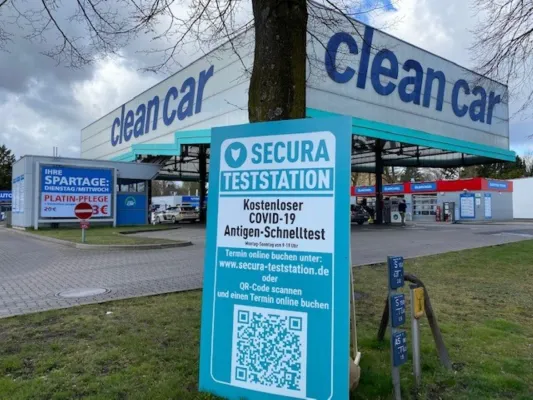 Bild: Corona Test Drive-In, Car Wash & Go. Neue Teststation bei CleanCar in Hamburg-Eimsbüttel