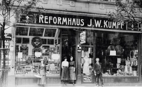 Bild: neuform Reformhäuser feiern Jubiläum: Eine starke Gemeinschaft seit 125 Jahren