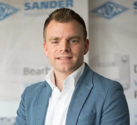 Bild: SANDER-DRUCKGUSS "Entgegen dem Stom"  -   Anbau und Kapazitätserweiterung