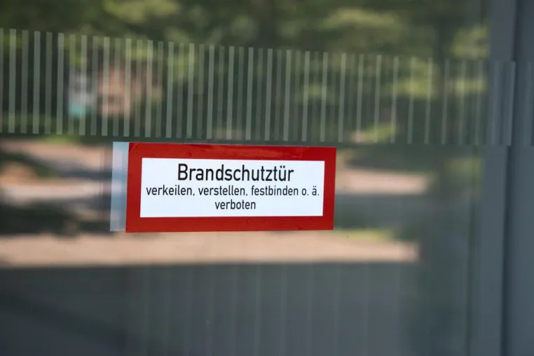 Bild: Brandschutztüren