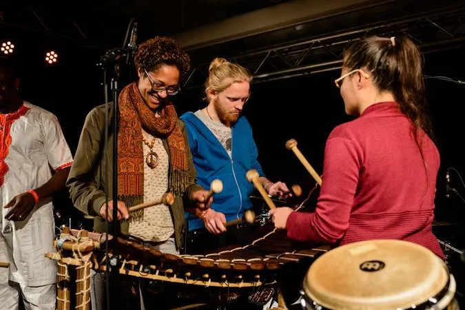 Bild: Popakademie Festival-Wochenende mit Drum-Größen und Weltmusikern
