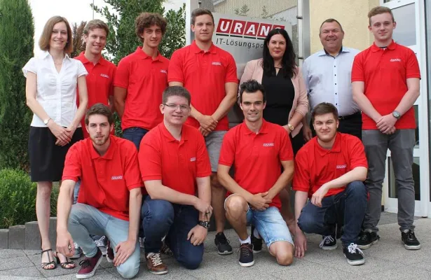 Bild: IT-Berufe mit Perspektive: Neun Auszubildende starten bei URANO