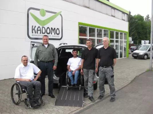 Bild: Eröffnungs-Hausmesse bei KADOMO – Individueller behindertengerechter Fahrzeugbau zum Anfassen