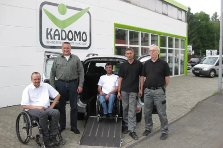 Eröffnungs-Hausmesse bei KADOMO – Individueller behindertengerechter Fahrzeugbau zum Anfassen Bild: Eröffnungs-Hausmesse bei KADOMO – Individueller behindertengerechter Fahrzeugbau zum Anfassen
