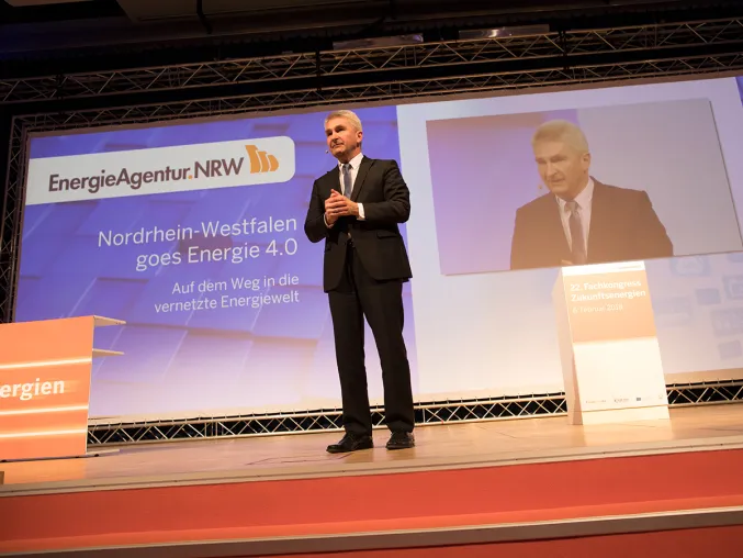 Bild: Petition zum Erhalt der EnergieAgentur.NRW – Laschet und Pinkwart wickeln 30 Jahre erfolgreiche Arbeit ab
